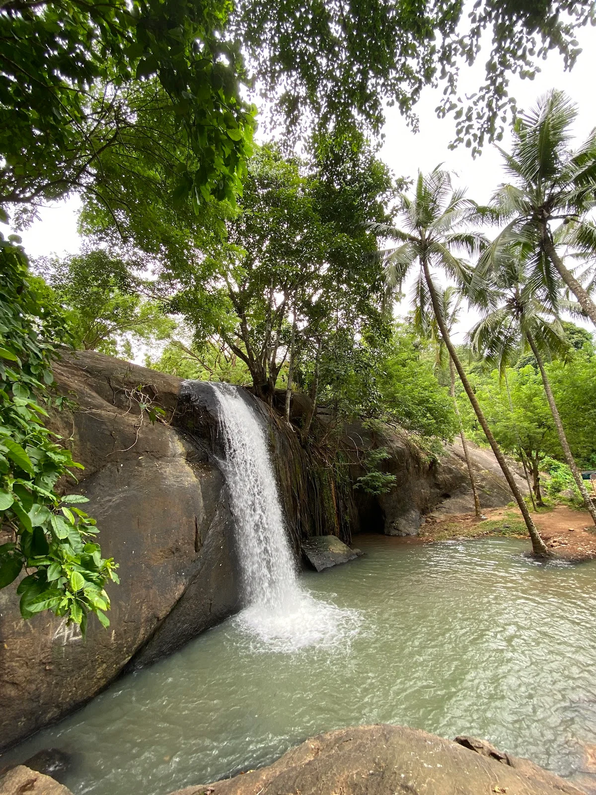 THOOMANAM WATER FALL